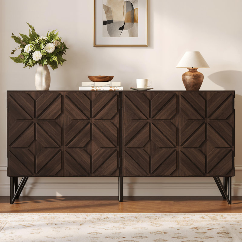 Buffet 62 po en bois massif avec panneau de porte sculpté à la main, brun noyer