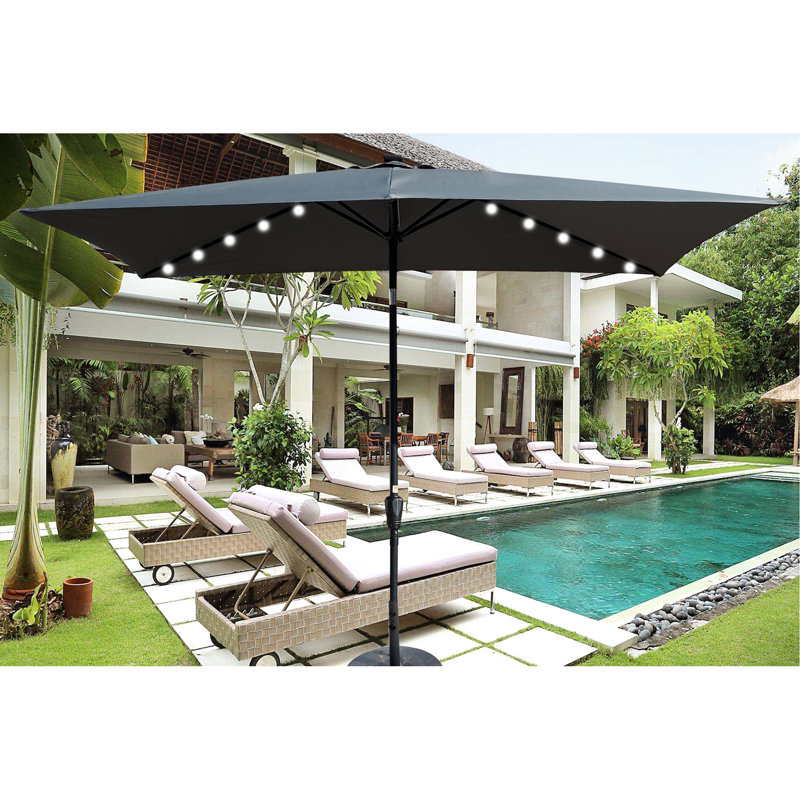 Parasol rectangulaire à lumière solaire 10X6.5Ft. Auvent Colorfast, manivelle pratique et fonction d'inclinaison.  Pour le patio, le jardin, la piscine. Évent noir à pôle noir, inclinaison rapide et facile. Pour la cour,
