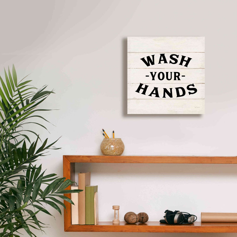 «Shiplap Bath IV Less Distress» par Sue Schlabach, estampe numérique sur toile, L 12 po x H 12 po