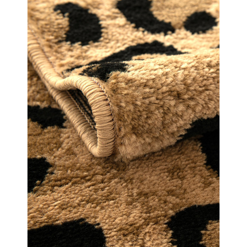 Tapis brun clair à imprimé animal Testerman, Rectangle 2' x 3'1"