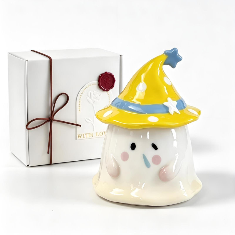 Fresh Novelty Candle with Solid Wood Holder
