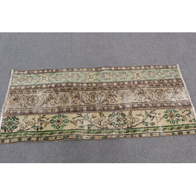 Tapis patchwork vert turc fait à la main idéal pour les tapis de porte et les charmants tapis cadeaux tribaux