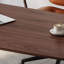 Bureau moderne en noyer avec pieds robustes en acier-439809651