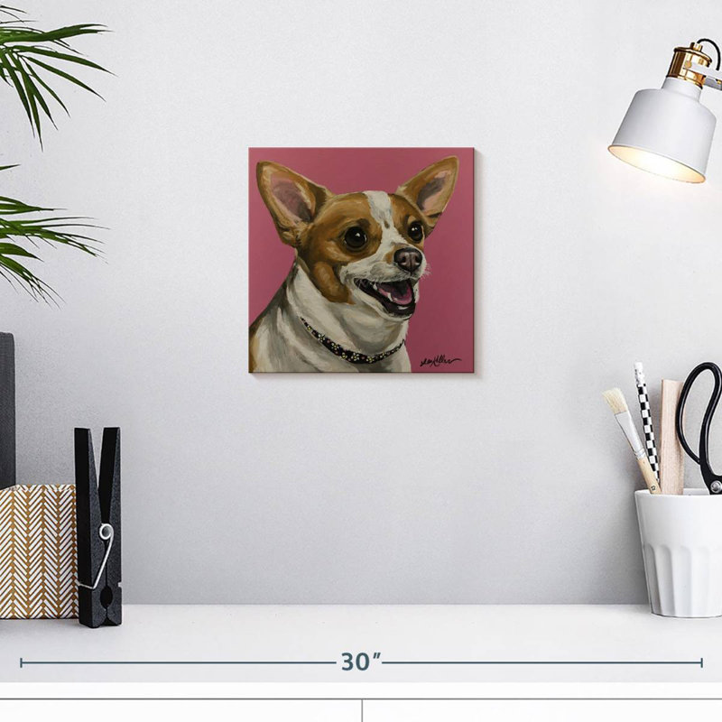 Crowle Chihuahua Bella, 10" H x 10" W