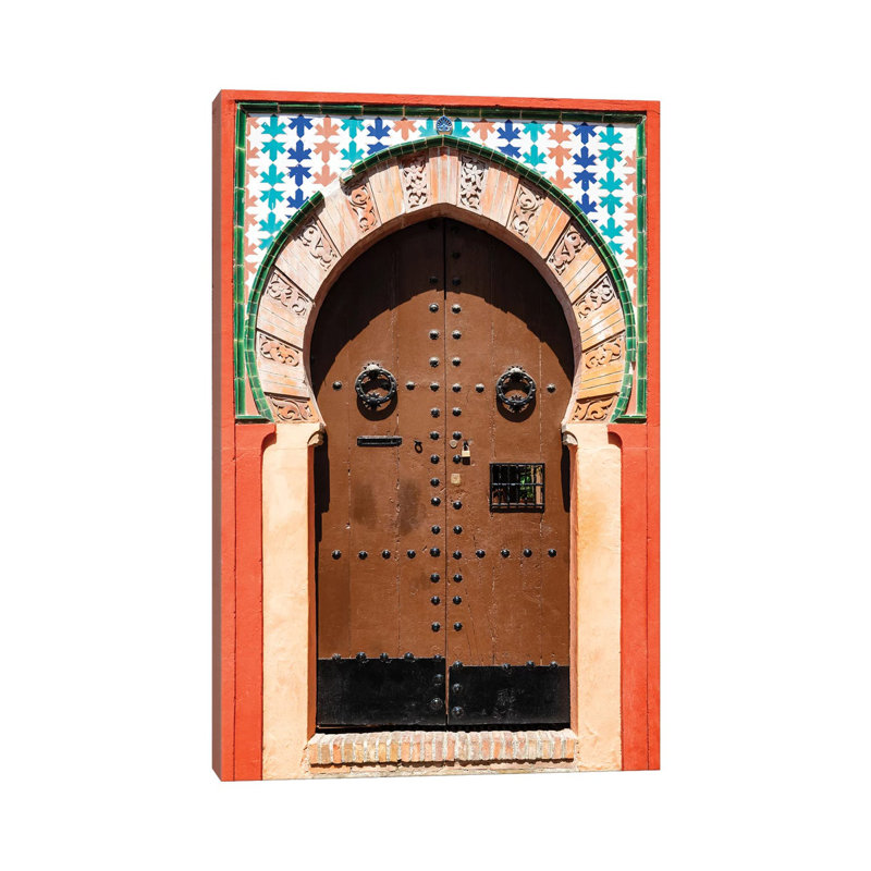 «Arab Door» par Philippe Hugonnard - reproduction de photo sur toile tendue, H 12 po x l 8 po x P 0,75 po