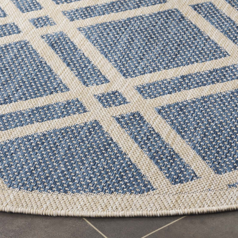 Hoeke Performance Geometric Indoor/Outdoor Area Rug, Round 6'7"
