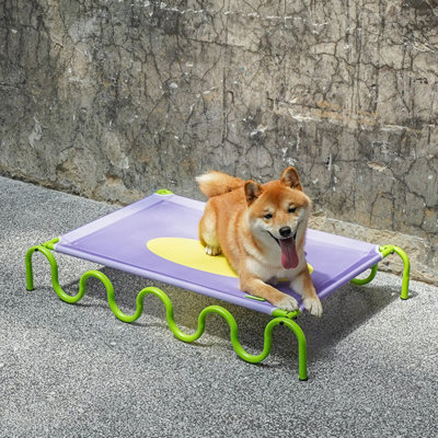 Wavy Army Elevated Dog Bed, Medium, White/Yellow