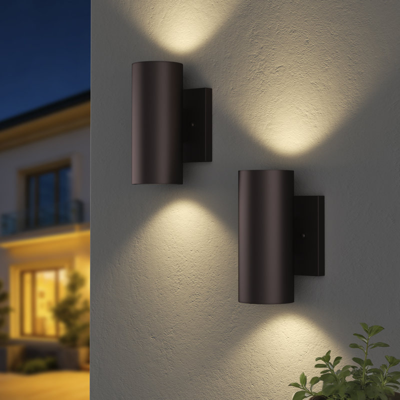 Applique murale d'extérieur 7 po H, Bronze frotté à l'huile, H 7 po x l 4,3 po x P 4,33 po