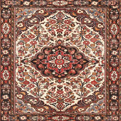 Gertraut Oriental Indoor Rug