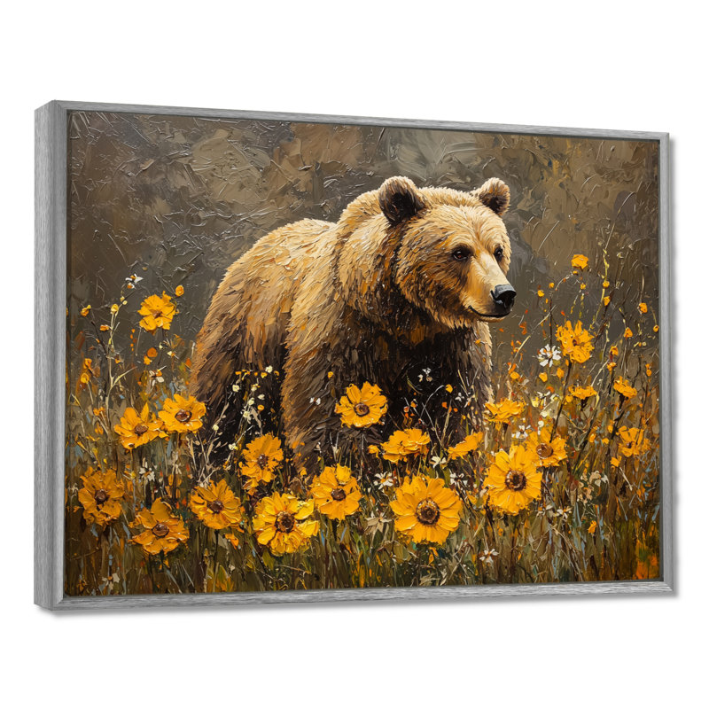 «Summer Grizzly In The Wildflowers II», art mural sur toile, Argent argent, H 30 po x l 40 po, Cadre flottant