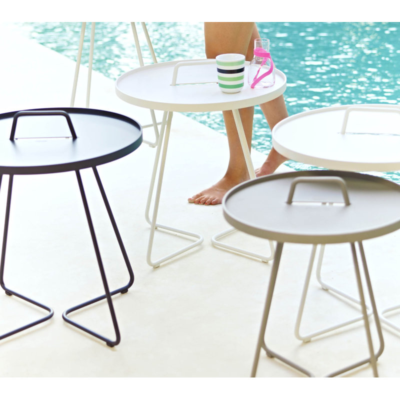 On-the-Move Outdoor Round Side Table, 17.4", White