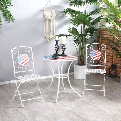 Ensemble de bistro 3 pièces pour l'extérieur avec table en mosaïque aux États-Unis et chaises portatives en métal pour le 4 juillet Balcon dans la cour arrière du porche Drapeau américain