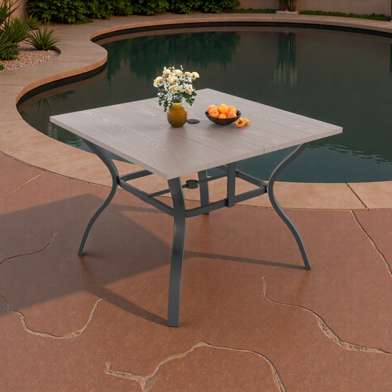 Table de patio en métal 37,8 po carré avec trou pour parasol, structure en acier robuste résistant à la rouille et facile à nettoyer