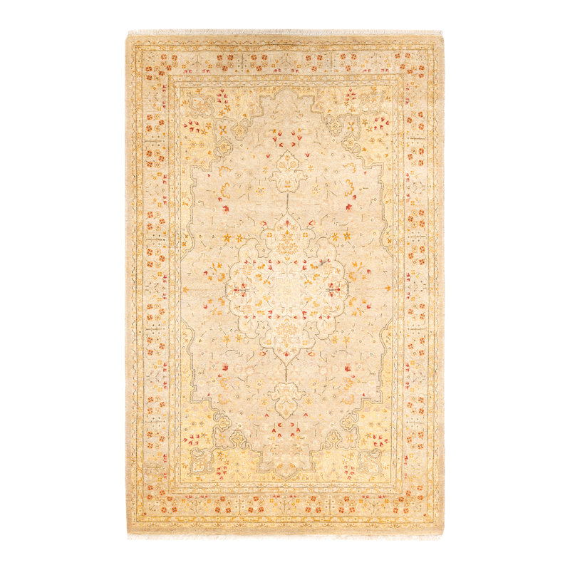 Tapis unique noué à la main ivoire 4 pi 1 po x 6 pi 2 po Keenan