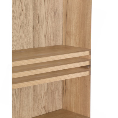 Armoire murale de salle de bain avec porte double, tablette inférieure, portes à motifs ondulées, tablette intérieure réglable, installation facile, bois blanc et naturel