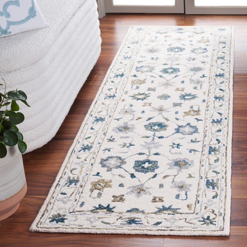 Malbora Hand Tufted Wool/Cotton Oriental Rug in Ivory/Blue, Runner 2'3" x 8"