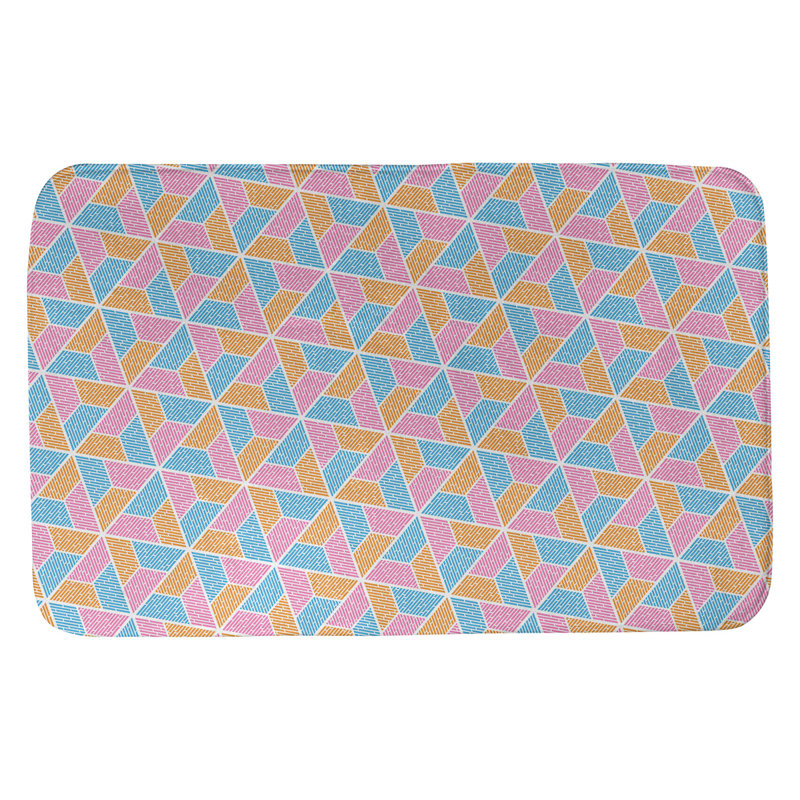 Tapis pour salle de bain katelyn elizabeth trapézoïdals, l 17 po x L 24 po, Bleu/Rose/Orange