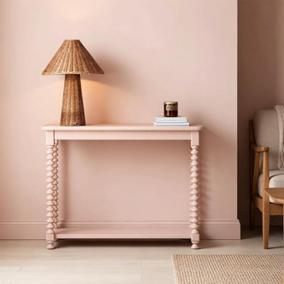 French-style minimalist luxury entrance table