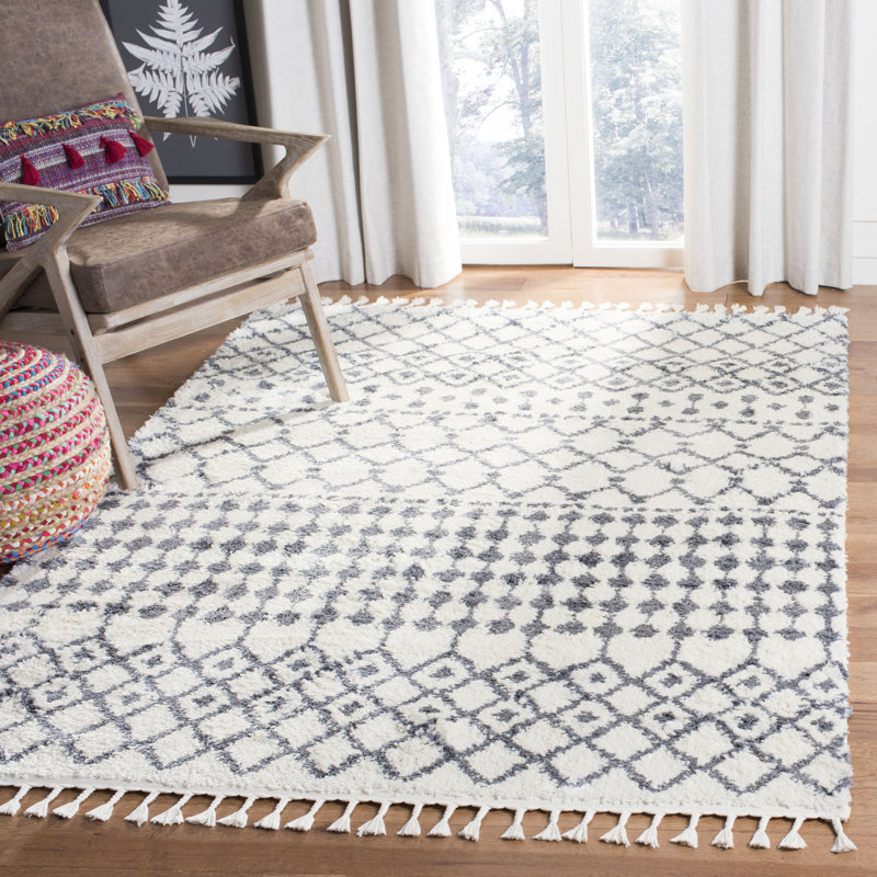 Aghaleck Ikat Area Rug, Rectangle 160 x 229 cm