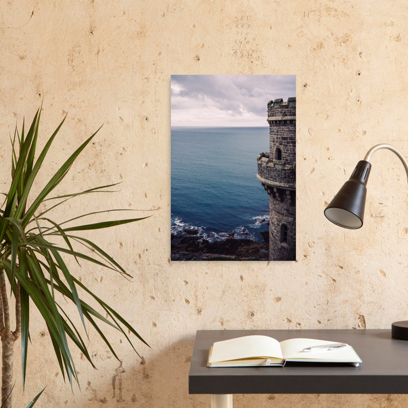 «Coastal Tower View Dramatic Serene Tranquil Coastal Landscape», reproduction d'art mural, 24" H x 16" W