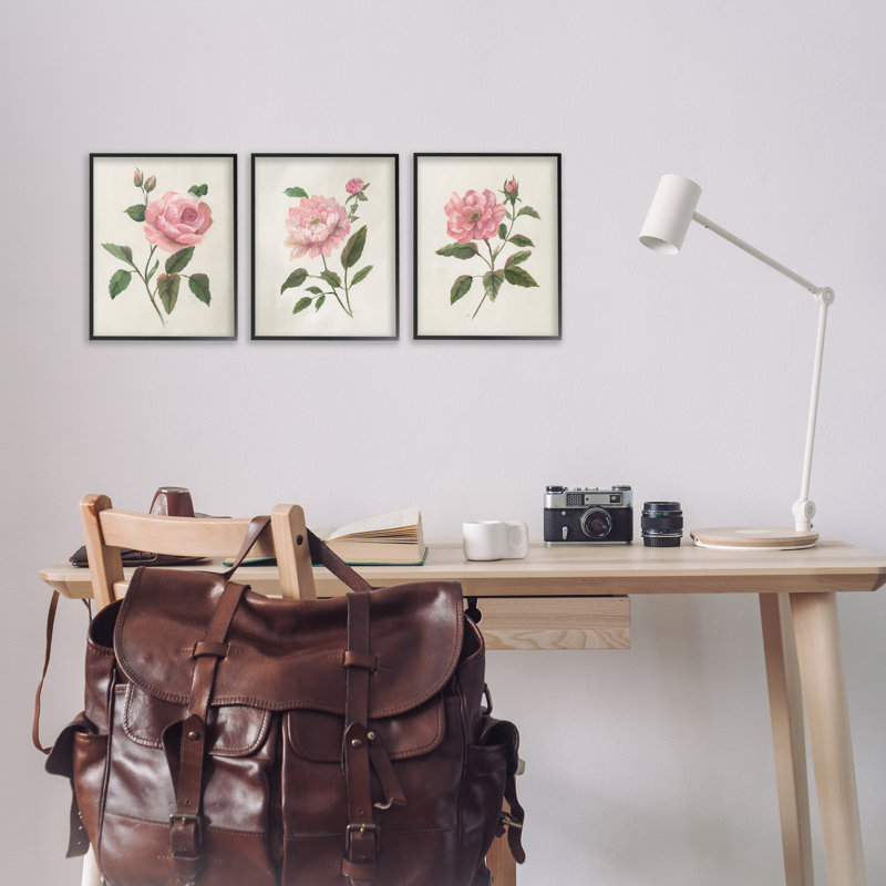 Assortiment de 3 giclées encadrées de fleurs roses assorties, design par Nan, H 14 po x l 33 po, Giclée encadrée noir minuit