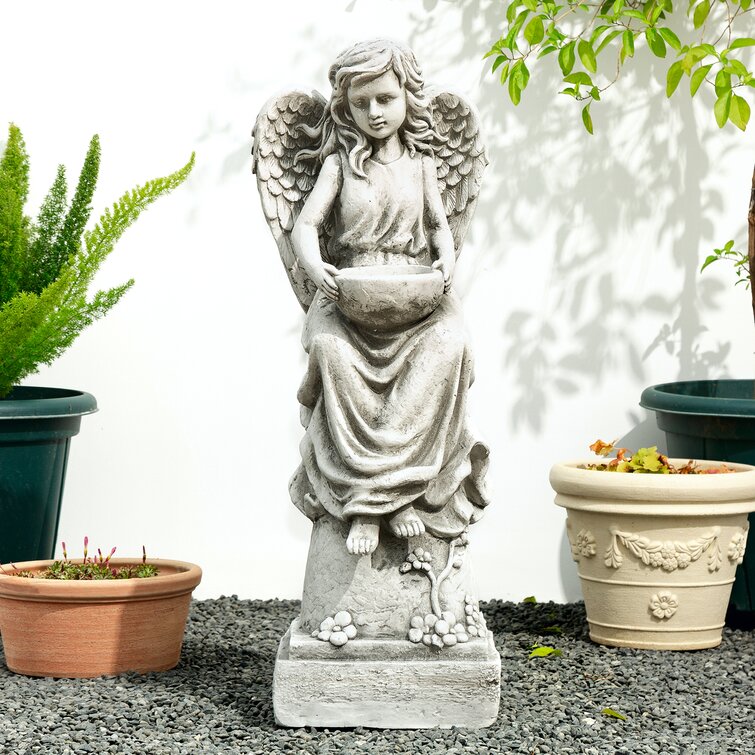 Arlmont & Co. Statue de jardin d'ange avec un bain d'oiseau et Commentaires  - Wayfair Canada