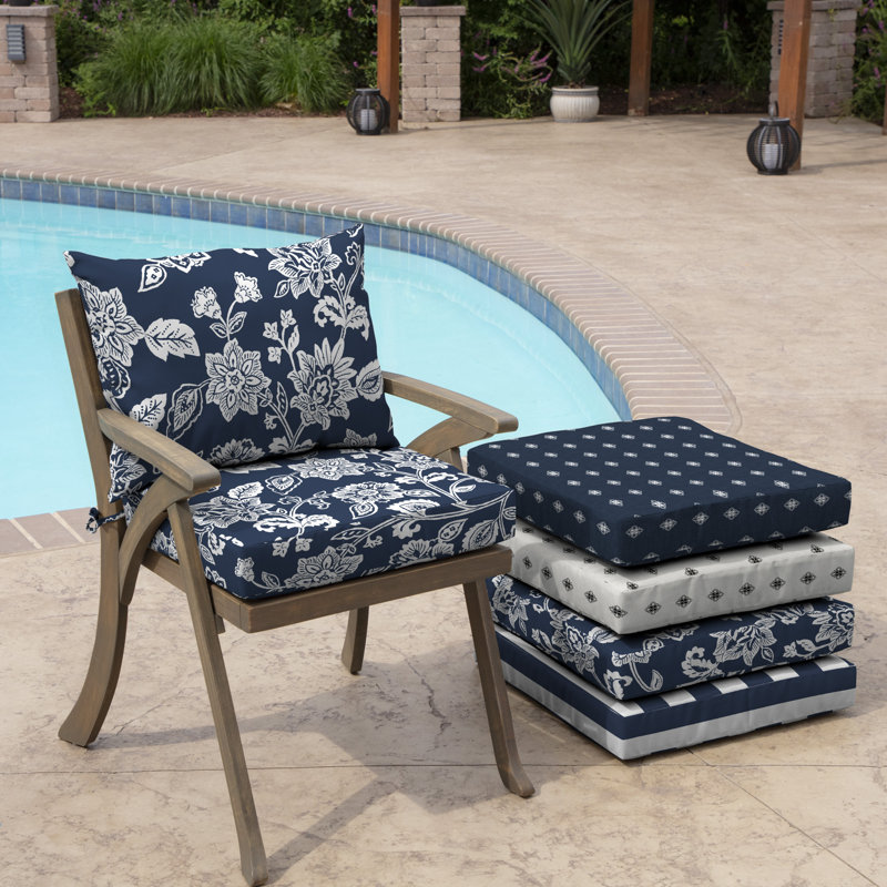ARDEN Outdoor Dining Chair 4" Cushion, Sapphire/White
