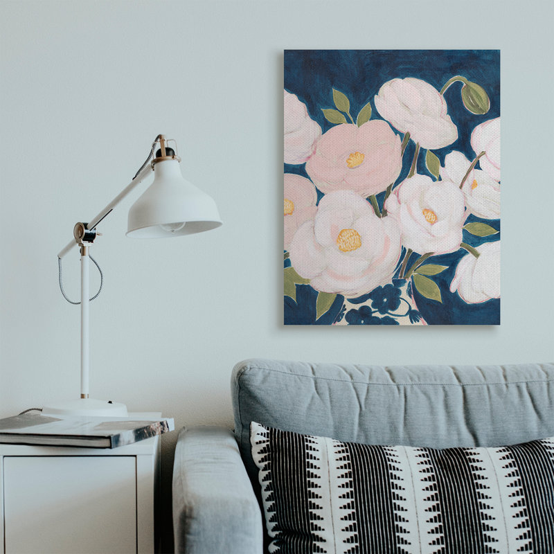 «Luminous Floral Bouquet» par Grace Popp, impression sur toile, H 40 po x l 30 po, Toile tendue