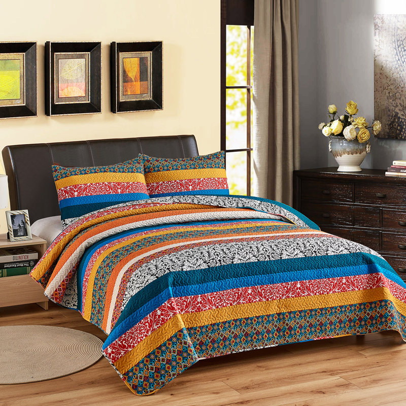 QSM04210203 Striped Quilt, Queen Quilt  + 2 Pillow Cases