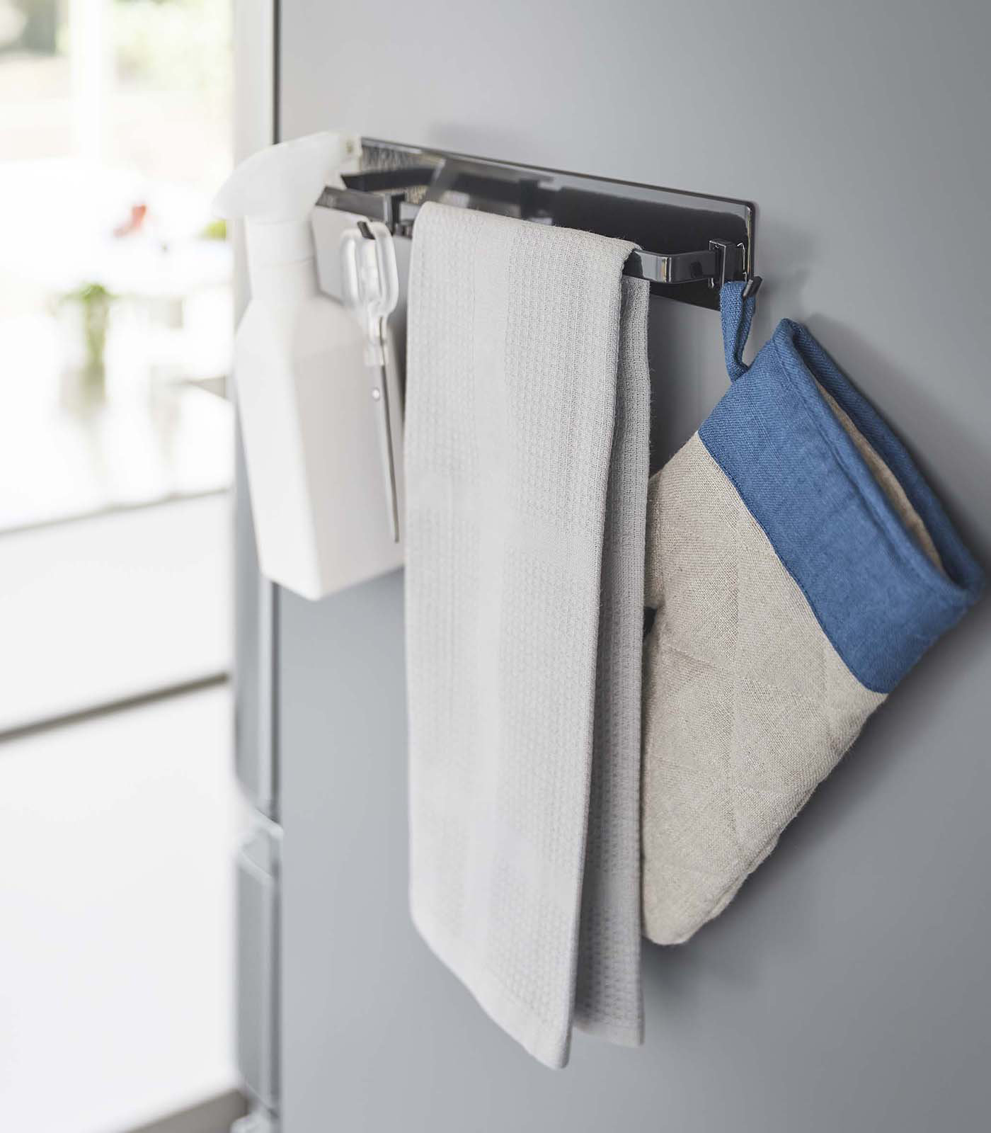 Towel Racks Bath Kitchen Vertical Diversified Hanging Holder Paper Towel  Holder Wall Mount Paper Holder Storage