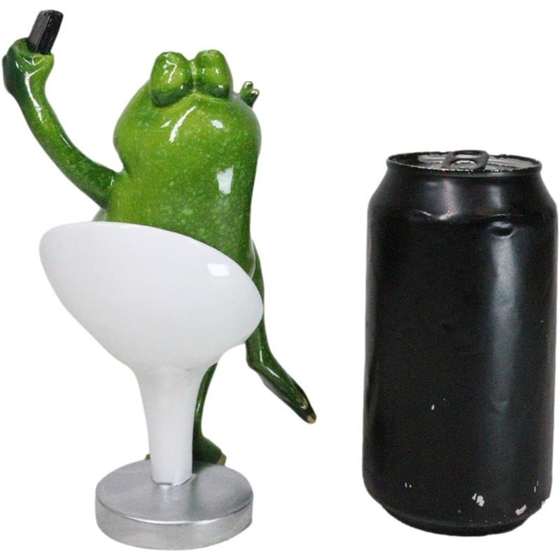 Figurine Queen Diva Lady Frog