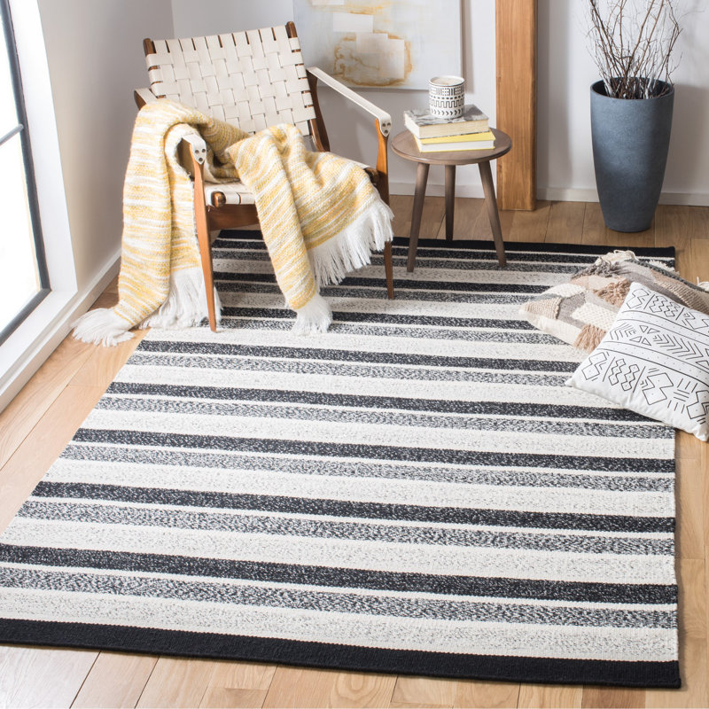 Tapis rayé noir en laine et coton Bardon, Rectangle 4 pi x 6 pi
