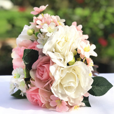 Bouquet artificielle de bouquet de bouquet et de pièce maîtresse