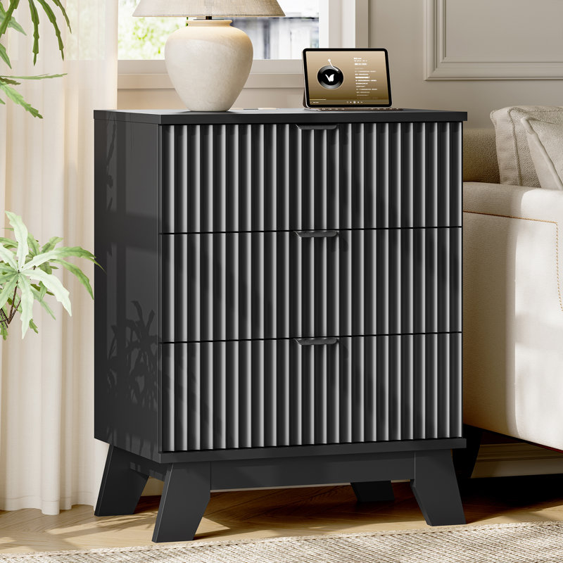 3-Drawer Nightstand with USB Hub, Fluted Design, Natural Oak Finish for Bedroom, Dorm, Apartment, Black