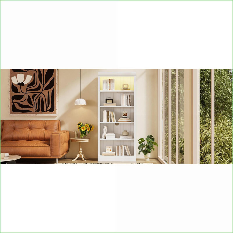 Bibliothèque moderne à 5 niveaux, hauteur de 83,4 po avec bande lumineuse à DEL, tablettes réglables et amp; Trou de câble | Blanc neige | Bois massif et panneau de fibres à densité moyenne