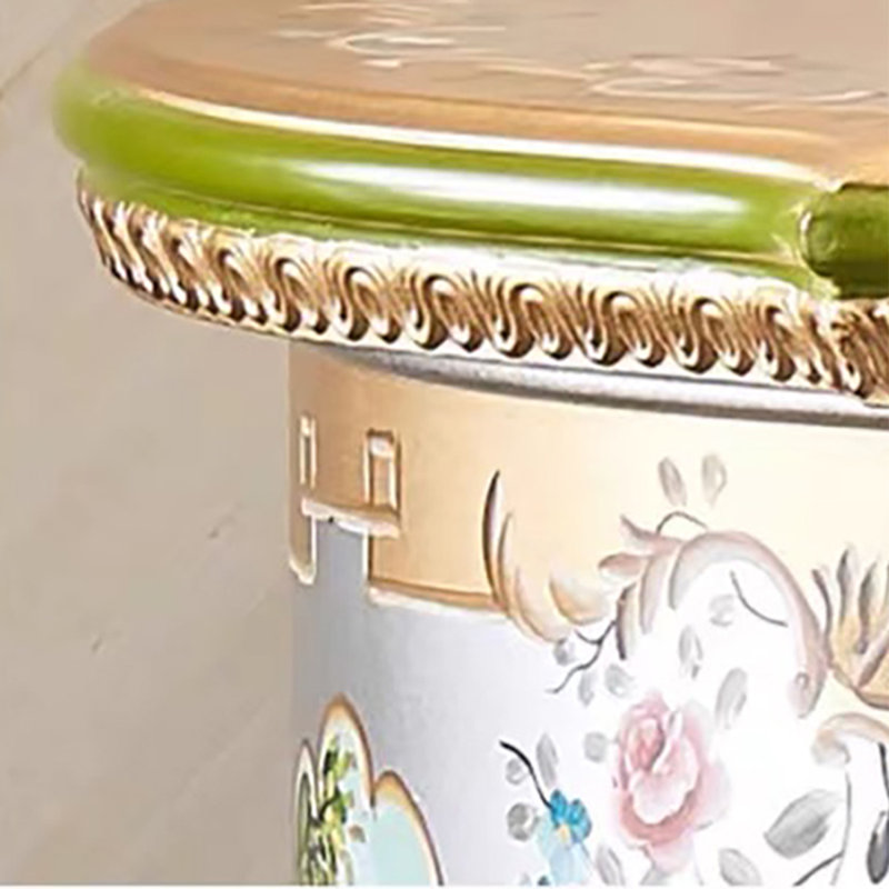 Buffet européen de style demi-cercle peint