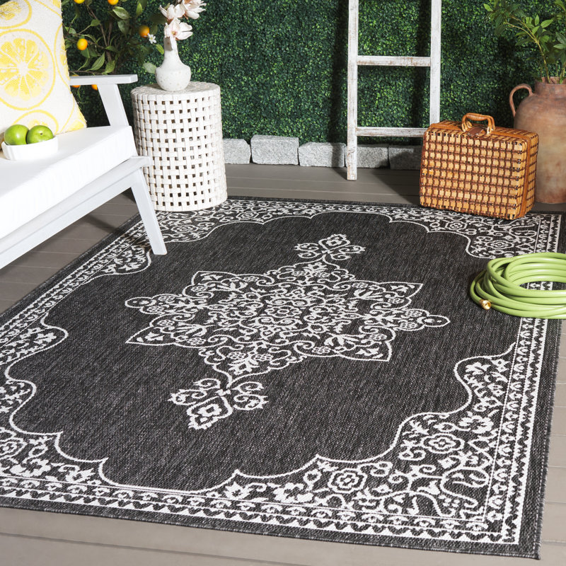 Alessa Performance Performance Oriental Indoor/Outdoor Area Rug, Rectangle 5'3" x 7'6"