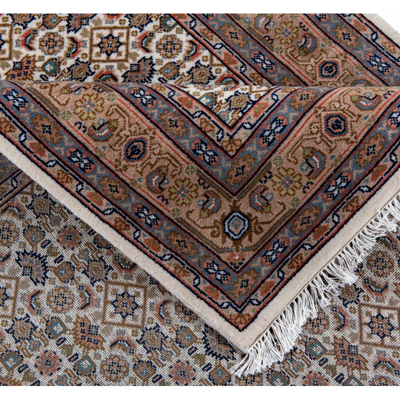 Benares Oriental Wool Hand Woven Area Rug, Rectangular 250 x 350cm