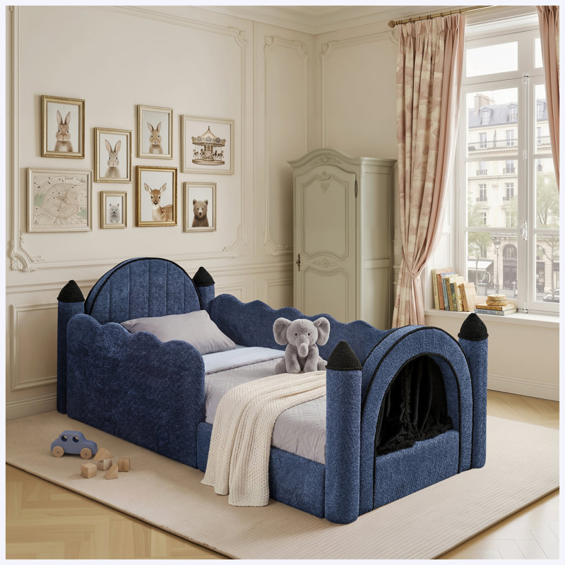 Lit simple château avec barrière de sécurité et rideau, structure en bois massif, tissu bouclé, blanc, Marine
