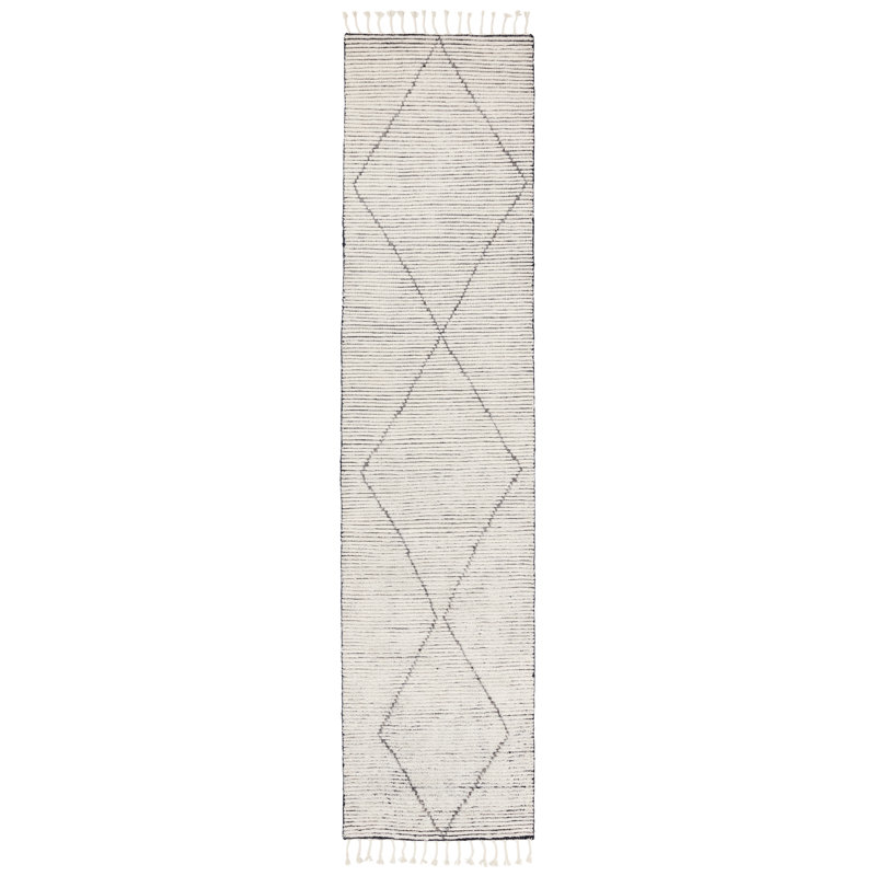 Ammil Hand-Knotted Trellis Cream/ Black Area Rug, Runner 3' x 12'