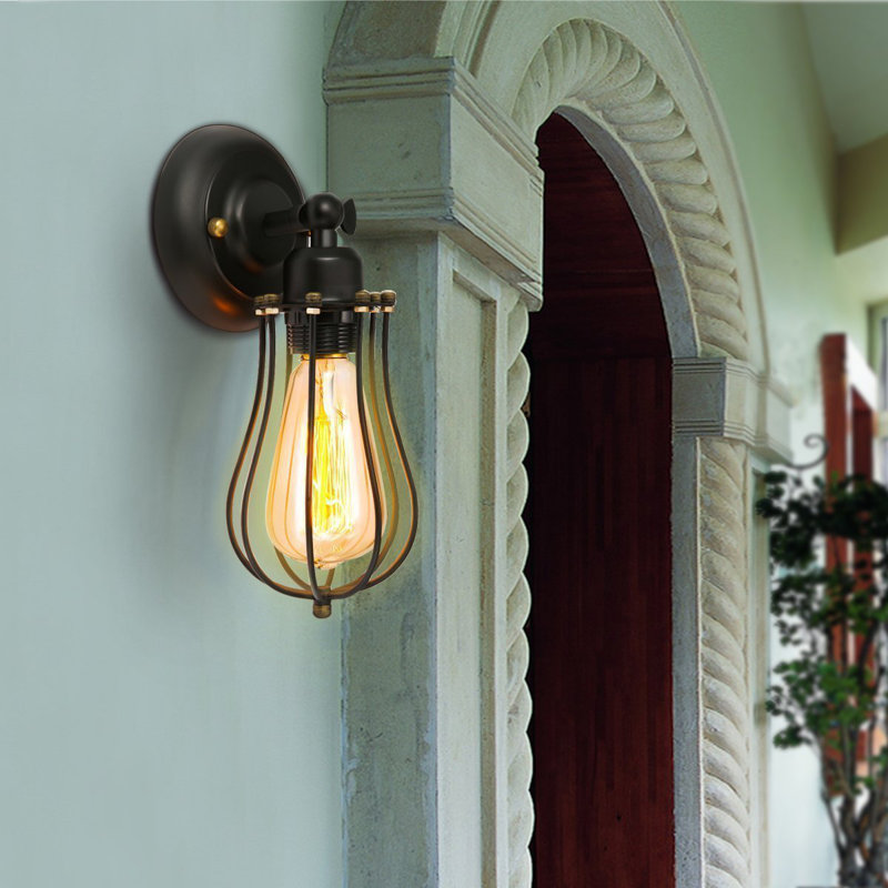Hiddenite Armed Sconce