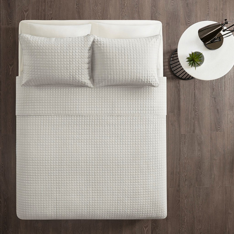Full/queen Quilt Grey Reversible - , Square Check Design, Easy Care 3 Piece Inner, Pattern, Machine Wash