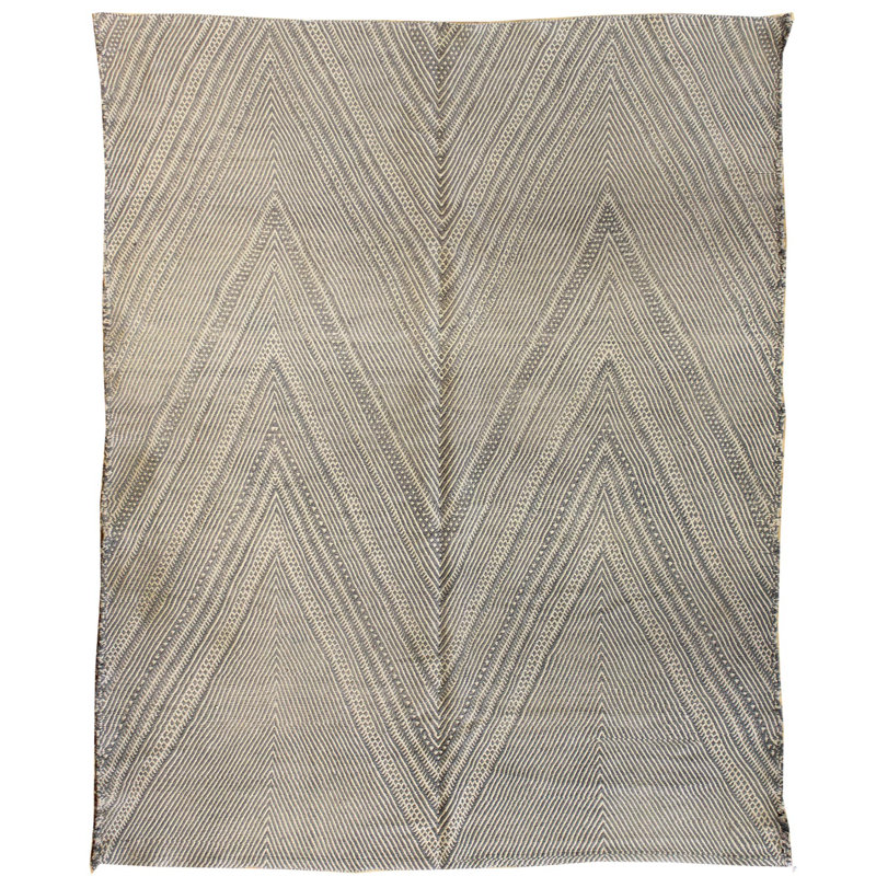 Tapis unique gris / ivoire 8 pi 6 po x 10 pi Berber