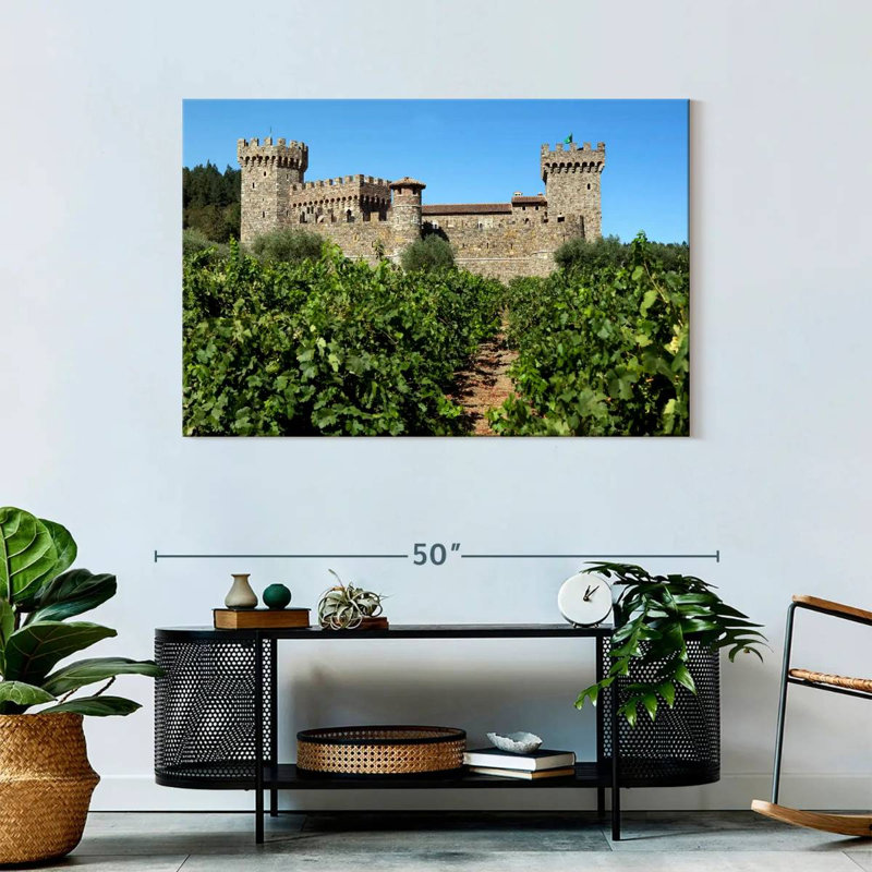 Lilie Napa Valley Castle, H 30 po x l 45 po