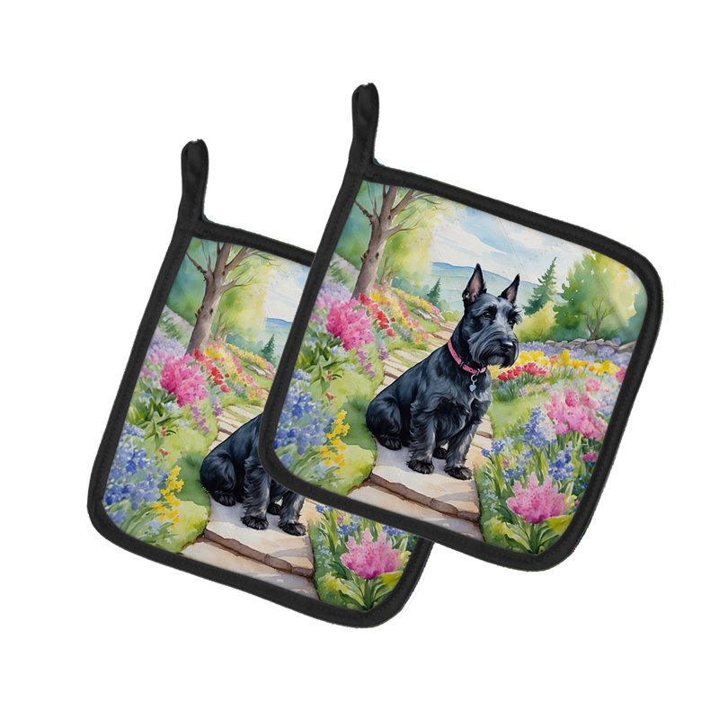 Caroline's Treasures Floral Polyester Potholder Set