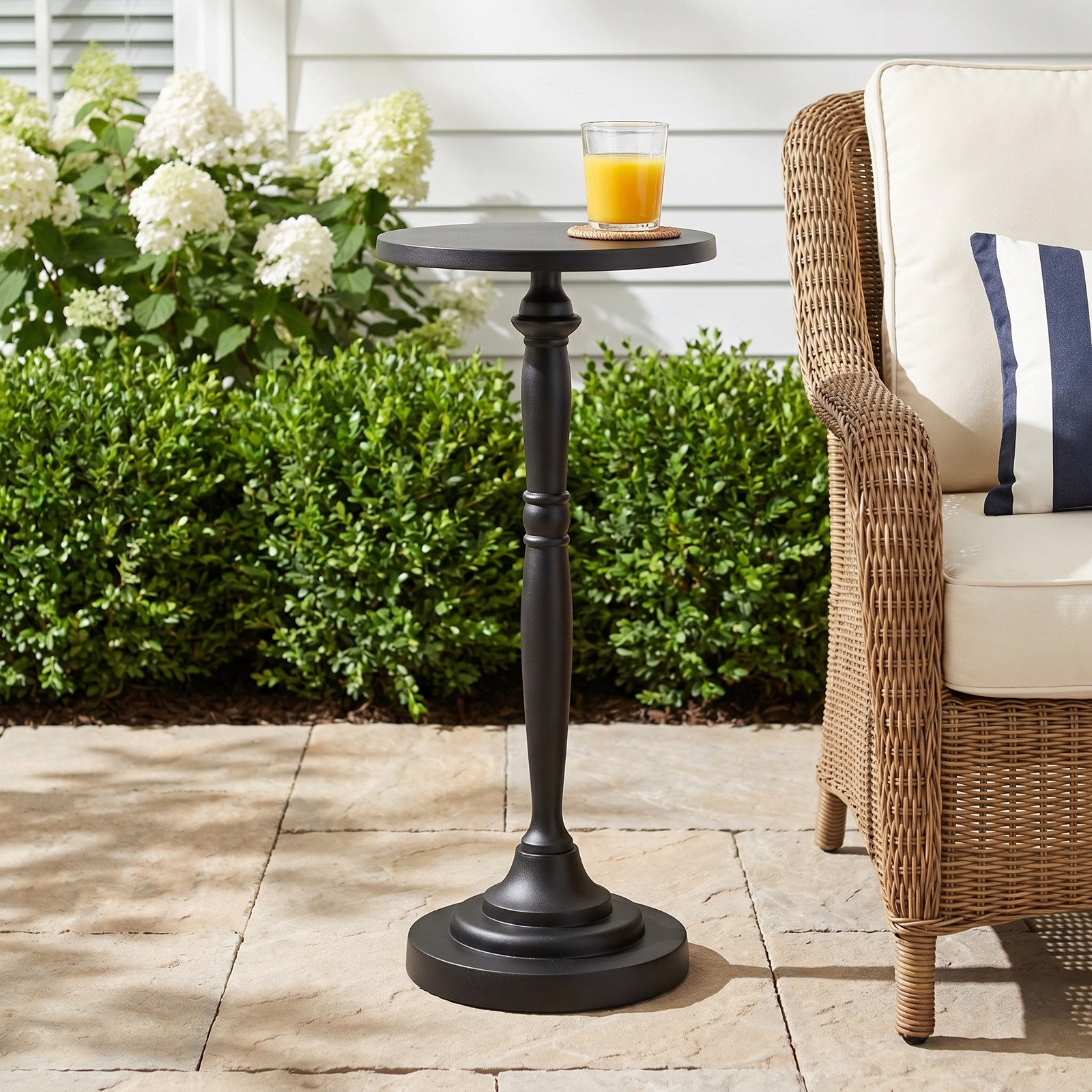 Austie 10" Patio Side Table, Black