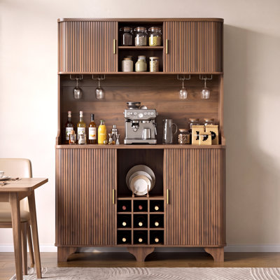 Meuble-bar vintage en bois de 178 cm de haut, avec portes cannelées, 9 casiers à vin et 4 porte-verres, idéal pour la cuisine et la salle à manger.
