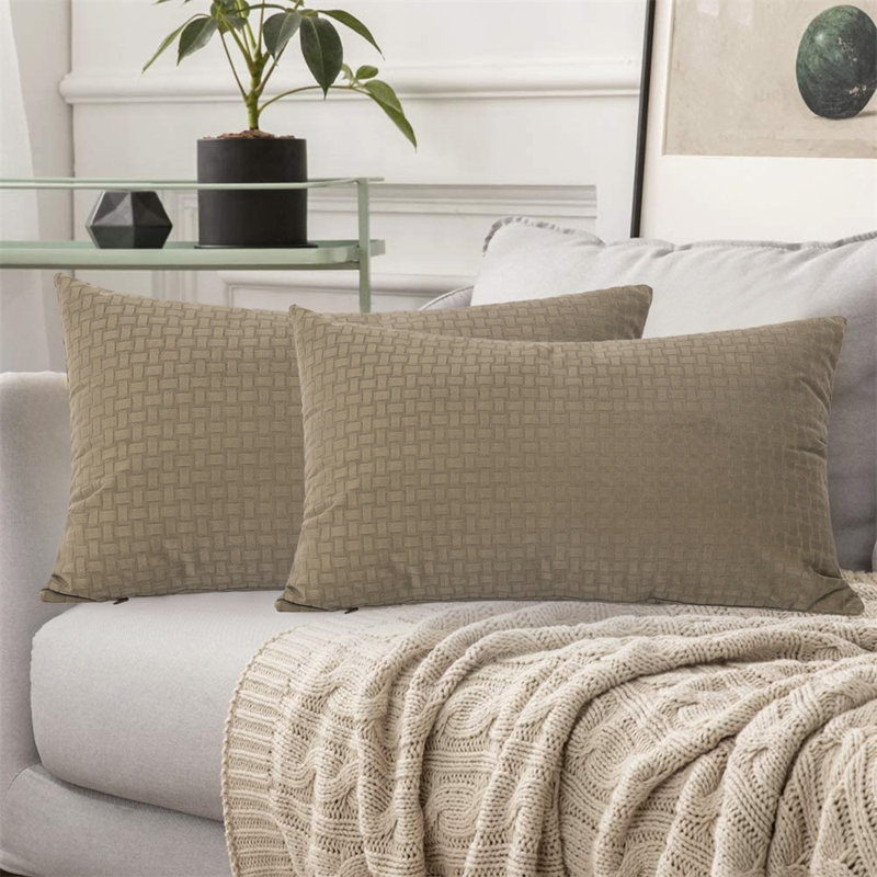 Lyrah Pillow Cover