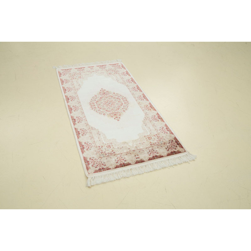 Silk Oriental Indoor Rug