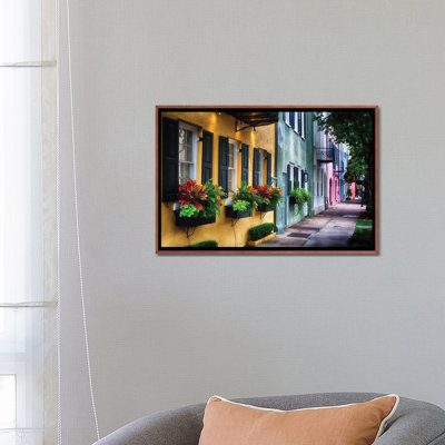 Rainbow Row, rangée de maisons historiques colorées, East Bay Street, Charleston, Caroline du Sud par George Oze - reproduction